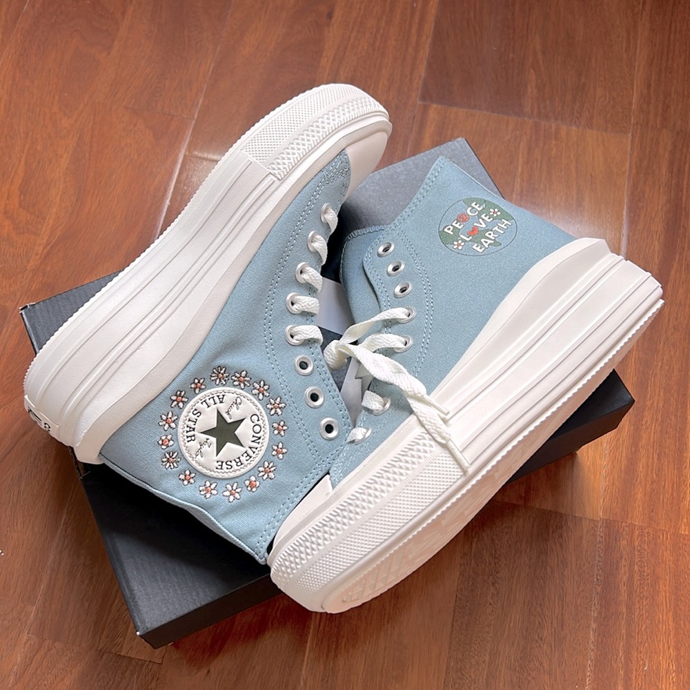 NEW Converse Chuck Taylor All Star Move Platform Floral Embroidery Cocoon Blue
